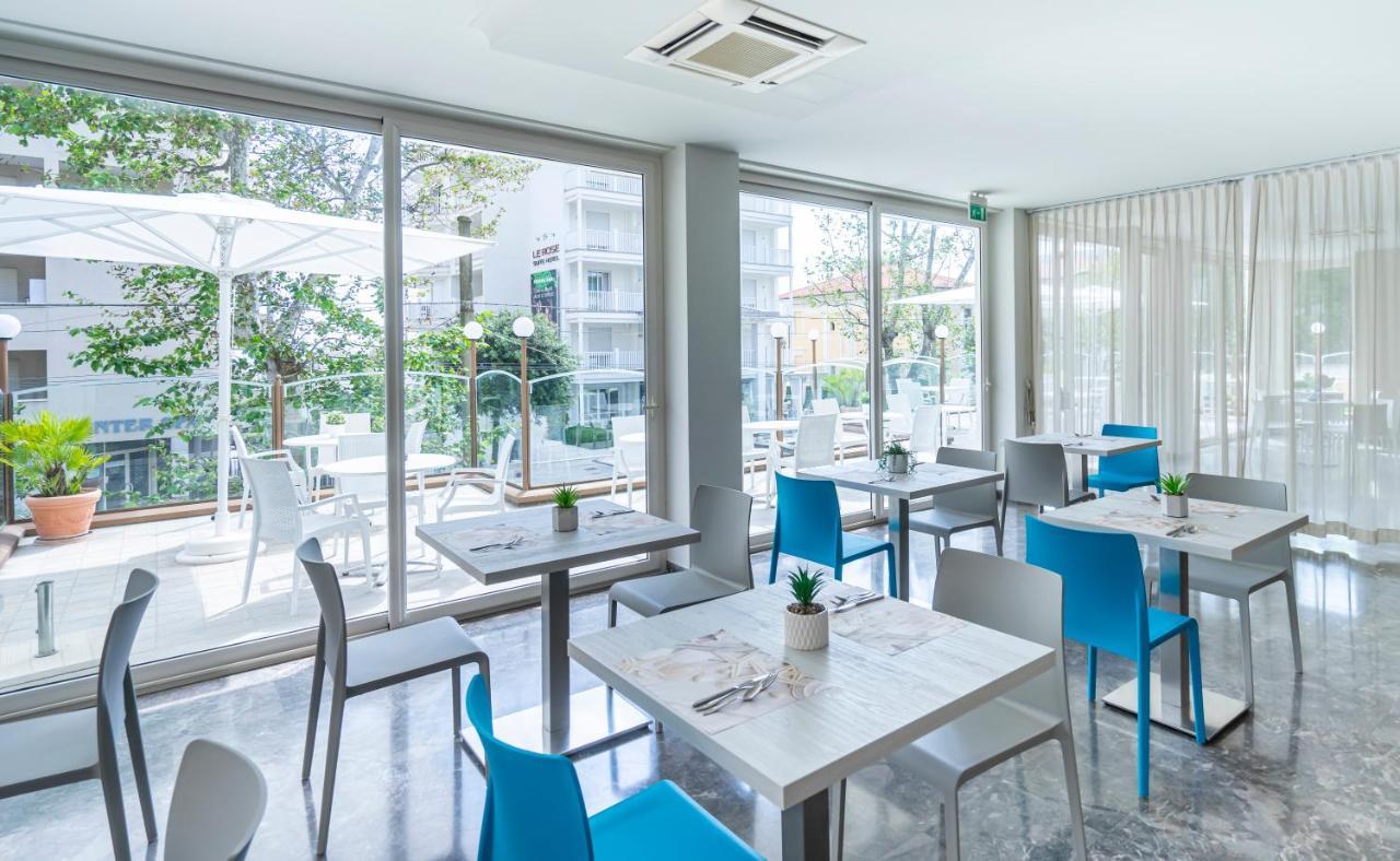 Hotel Constellation Rimini Buitenkant foto